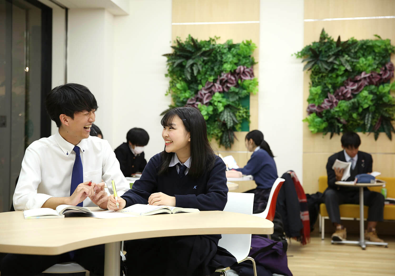 オフィス紹介 │ 札幌駅前校 04